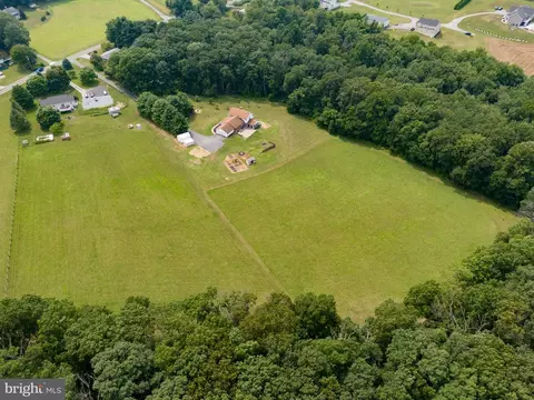 View/Area - 1951 Albert Rill Rd, Hampstead, MD 21074 photo 7 of 12