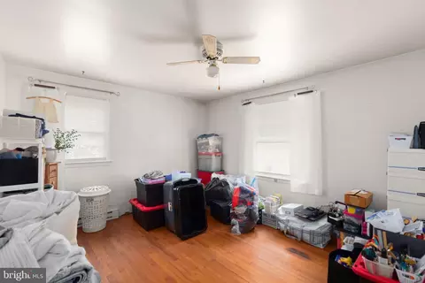 Bedroom - 4715 Maple Grove Rd, Hampstead, MD 21074 photo 2 of 3