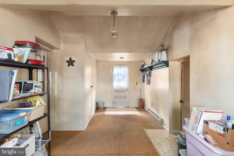 Entry Way - 4715 Maple Grove Rd, Hampstead, MD 21074 photo 4 of 4