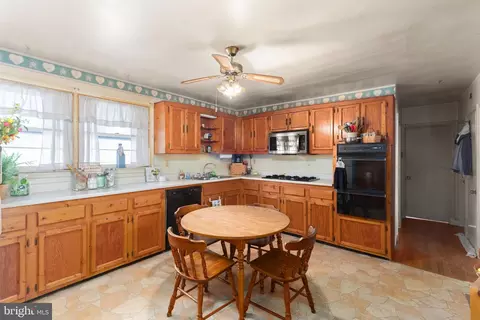 Kitchen - 4715 Maple Grove Rd, Hampstead, MD 21074 photo 2 of 5