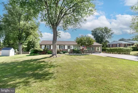 1648 Deer Park Rd, Finksburg, MD 21048