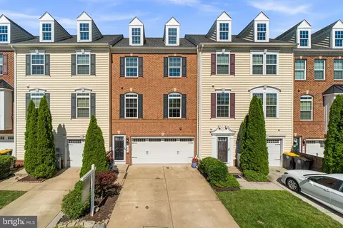 938 Magnolia Blossom Ct, Sykesville, MD 21784