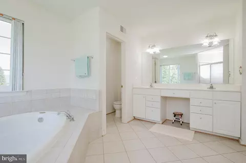 Bath - 3805 Devonshire Rd, Hampstead, MD 21074 photo 3 of 6