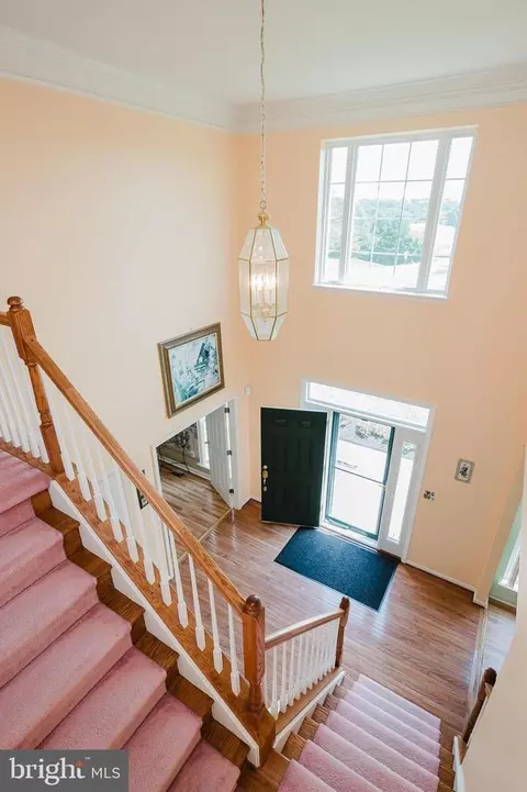 Entry Way - 3805 Devonshire Rd, Hampstead, MD 21074 photo 12 of 15