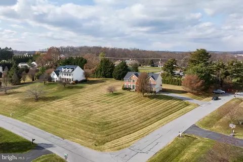 3805 Devonshire Rd, Hampstead, MD 21074 photo 2