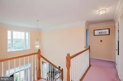 Entry Way - 3805 Devonshire Rd, Hampstead, MD 21074 photo 10 of 15