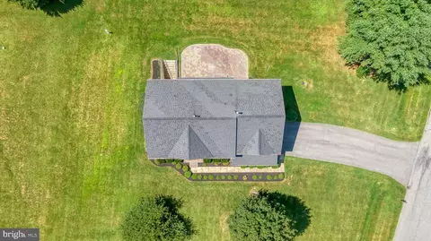 View/Area - 3805 Devonshire Rd, Hampstead, MD 21074 photo 8 of 9
