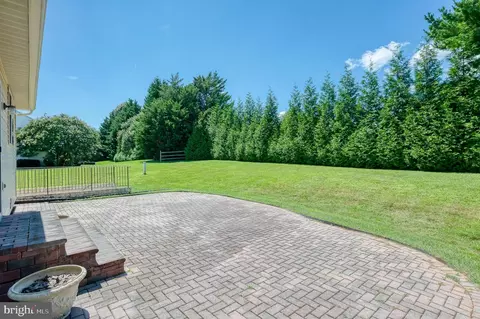 Exterior - 3805 Devonshire Rd, Hampstead, MD 21074 photo 6 of 9