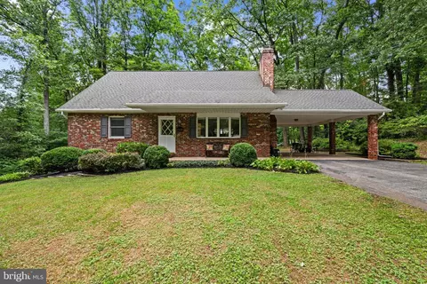 1508 Springlake Way S, Sykesville, MD 21784