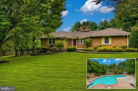 1050 Streaker Rd, Eldersburg, MD 21784