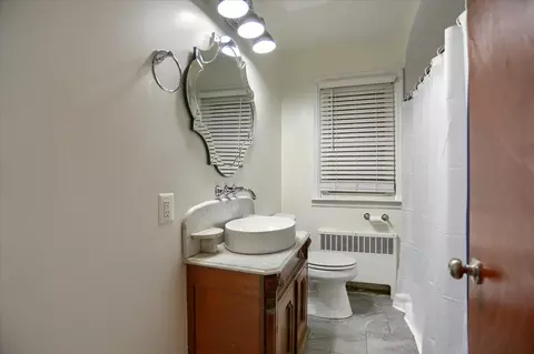 Bath - 151 Smith Ave, Westminster, MD 21157 photo 1 of 3