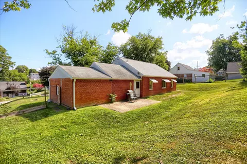 Exterior - 151 Smith Ave, Westminster, MD 21157 photo 7 of 9