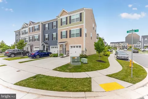300 Carbine St, Taneytown, MD 21787