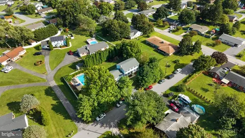 View/Area - 511 Marshall Dr, Westminster, MD 21157 photo 2 of 10