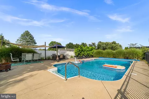 Exterior - 511 Marshall Dr, Westminster, MD 21157 photo 10 of 11