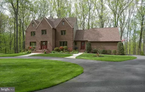 7012 Wellington Dr, Marriottsville, MD 21104