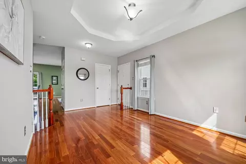 Entry Way - 1633 Pullman Ct, Mount Airy, MD 21771 photo 2 of 10