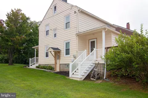 Exterior - 528 Willow Ave, Westminster, MD 21157 photo 5 of 7