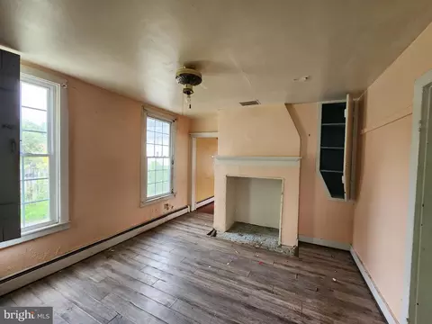 Living - 112 E Broadway St, Union Bridge, MD 21791 photo 3 of 5