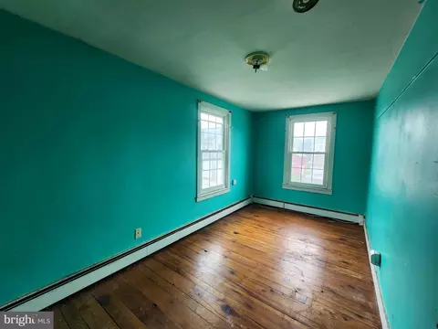 Bedroom - 112 E Broadway St, Union Bridge, MD 21791 photo 8 of 8