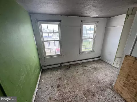 Bedroom - 112 E Broadway St, Union Bridge, MD 21791 photo 4 of 8