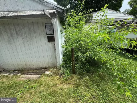 Exterior - 112 E Broadway St, Union Bridge, MD 21791 photo 9 of 10