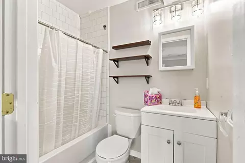 Bath - 2203 Halter Rd, Westminster, MD 21158 photo 1 of 1