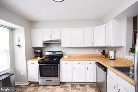 Kitchen - 4624 Marksman Ct, Hampstead, MD 21074 photo 1 of 5