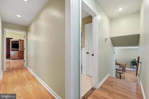 Entry Way - 820 Wilda Dr, Westminster, MD 21157 photo 4 of 6