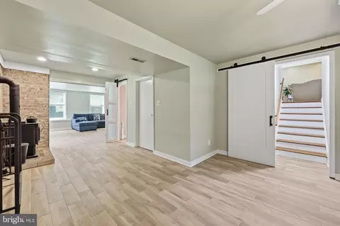 Entry Way - 820 Wilda Dr, Westminster, MD 21157 photo 5 of 6