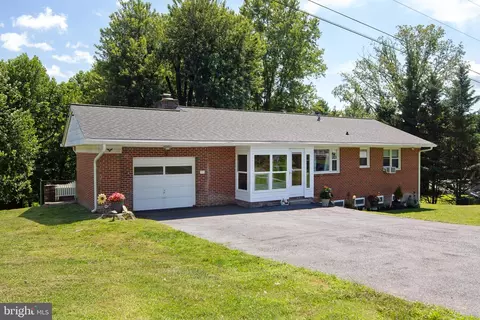 2645 Sunset Ln, Finksburg, MD 21048