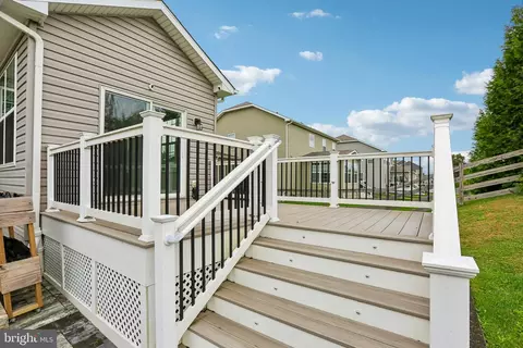 Exterior - 682 Stonegate Rd, Westminster, MD 21157 photo 4 of 7
