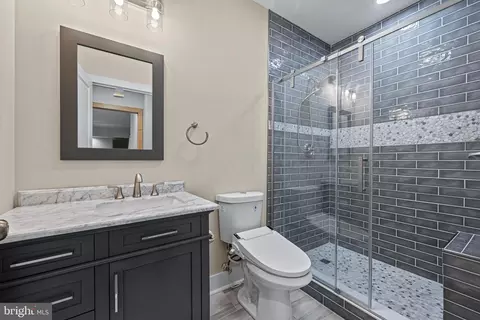 Bath - 682 Stonegate Rd, Westminster, MD 21157 photo 2 of 2