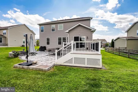 Exterior - 682 Stonegate Rd, Westminster, MD 21157 photo 3 of 4