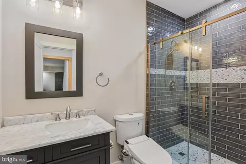 Bath - 682 Stonegate Rd, Westminster, MD 21157 photo 2 of 2