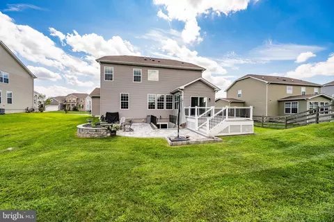 Exterior - 682 Stonegate Rd, Westminster, MD 21157 photo 4 of 4