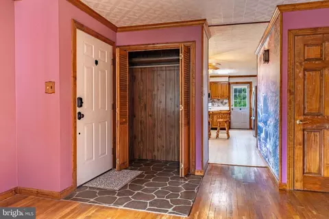 Entry Way - 2235 E Deep Run Rd, Manchester, MD 21102 photo 1 of 5