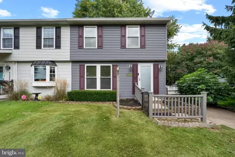 4410 Sycamore Dr, Hampstead, MD 21074