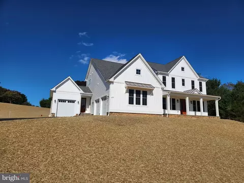 102 Kenard Dr, Eldersburg, MD 21784