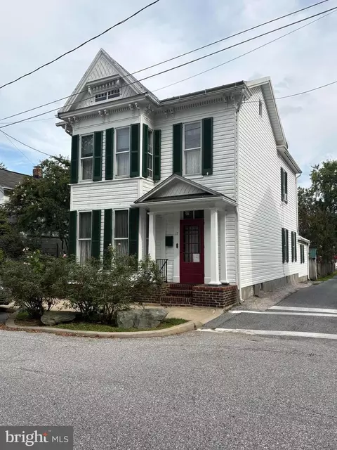 17 Park Ave, Westminster, MD 21157