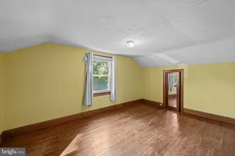 Bedroom - 150 Bond St, Westminster, MD 21157 photo 7 of 10