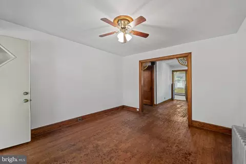 Entry Way - 150 Bond St, Westminster, MD 21157 photo 3 of 3