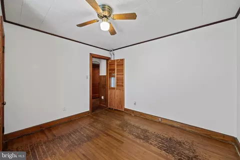 Bedroom - 150 Bond St, Westminster, MD 21157 photo 6 of 10