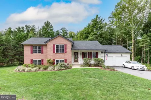 2530 Barrymore Dr, Westminster, MD 21158