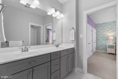 Bath - 4020 Baker Path Dr, Westminster, MD 21157 photo 3 of 3