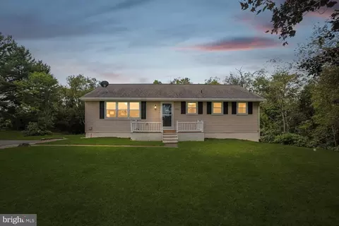 5611 Bowers Rd, Taneytown, MD 21787