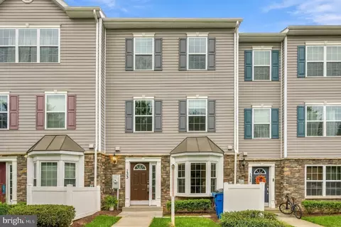 1826 Cassandra Dr #133, Eldersburg, MD 21784