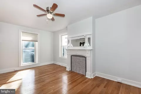Living - 4 S Whyte St, Union Bridge, MD 21791 photo 2 of 4