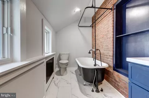 Bath - 4 S Whyte St, Union Bridge, MD 21791 photo 2 of 2