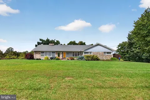 2912 Park Ave, Manchester, MD 21102